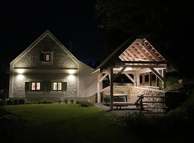 Pince A Hegyen Szentantalfa